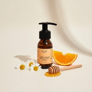 Jabón facial en gel con manzanilla miel y naranja
